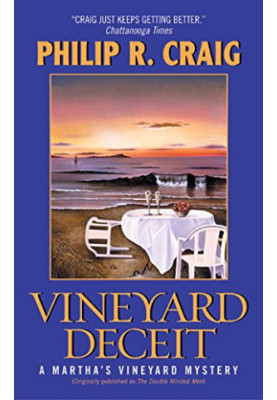 Vineyard Deceit (A Martha's Vineyard Mystery, 3)
