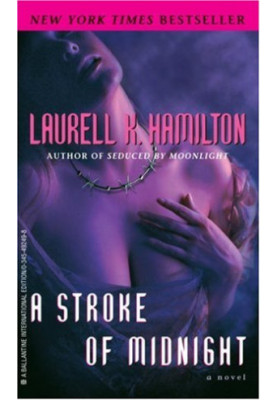 A Stroke of Midnight (Meredith Gentry, 04)