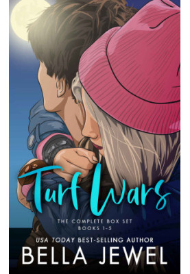 Clash Of The Nannies (Turf Wars, 5)