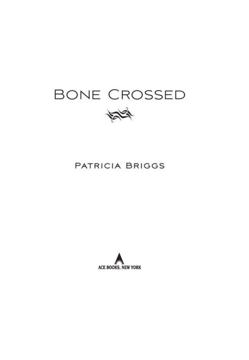 Bone Crossed (Mercy Thompson, 04 Mercy Thompson World, 06)