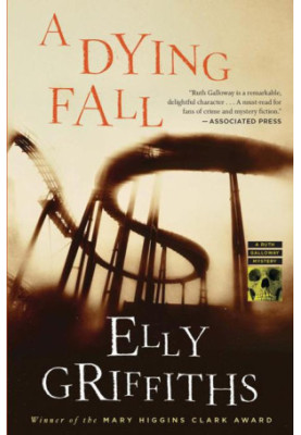 A Dying Fall (Ruth Galloway Mystery 5)