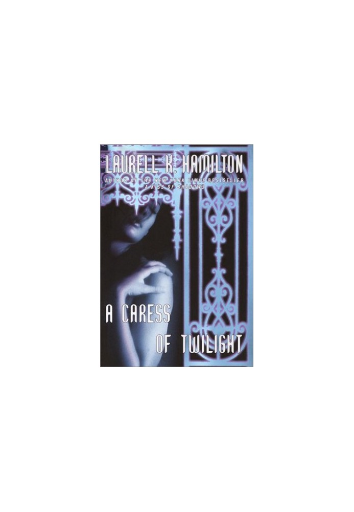 A Caress of Twilight (Meredith Gentry, 02)