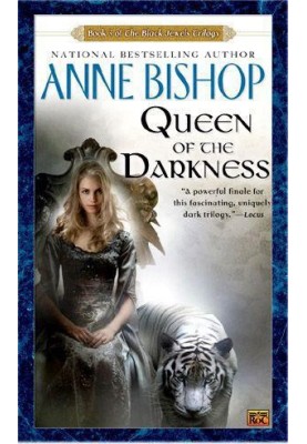Queen of the Darkness (The Black Jewels, 03)