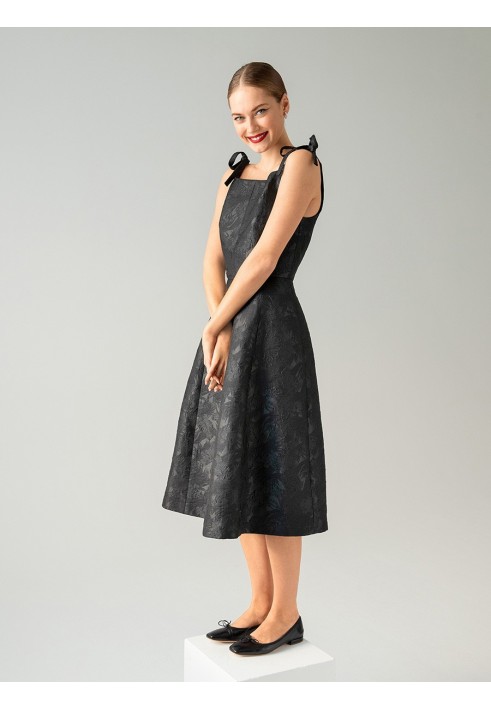 Audrey Hepburn dress pattern from the movie "Sabrina" (Burda 4/2020, pattern number 103)