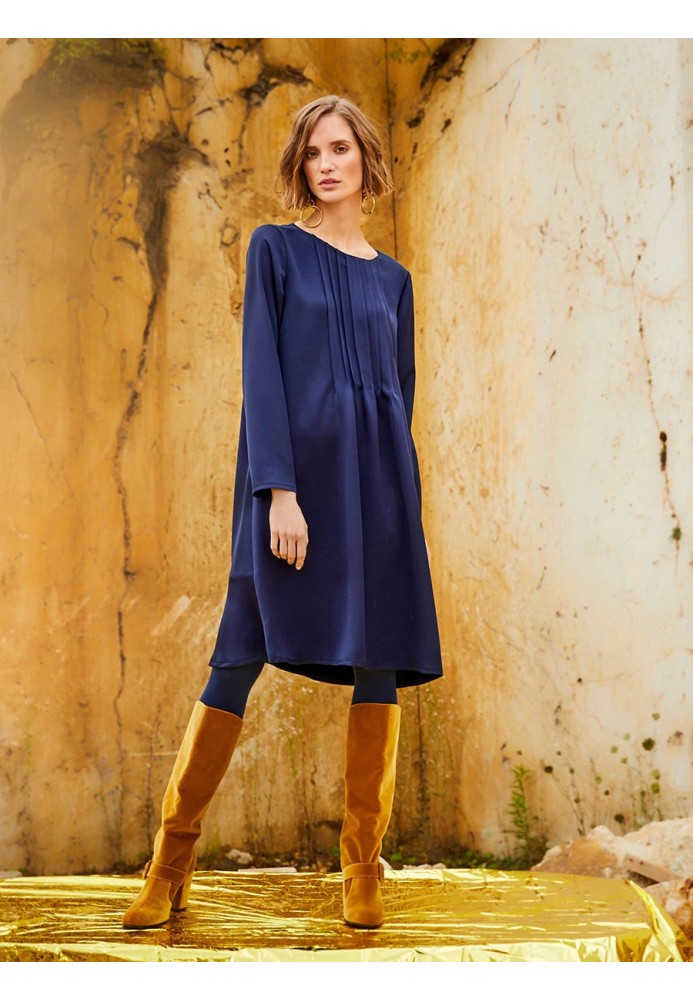 Pattern Straight-cut dress with pleats from the neck (Burda 12/2019, pattern number 106 B)