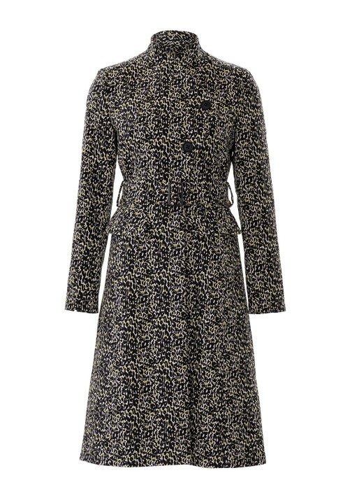 Pattern Coat of a fitted silhouette with a stand-up collar (Burda 10/2018, pattern number 107 B)