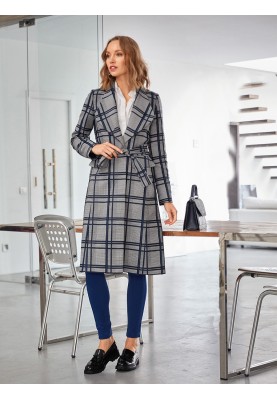 Pattern Tailored coat with wide lapels (Burda 10/2018, pattern number 107 A)