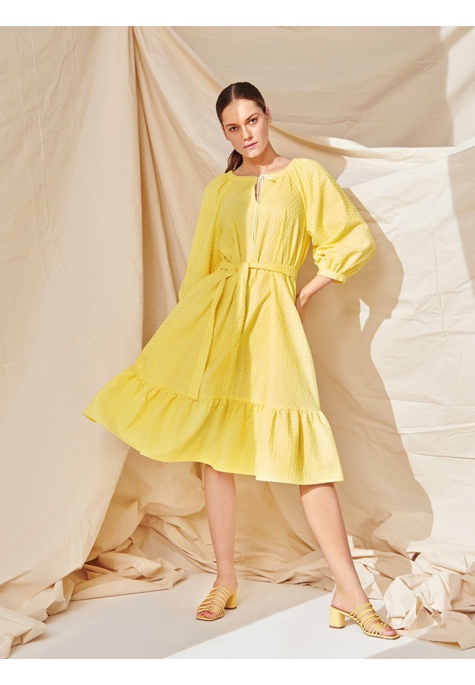 Pattern Wide-cut dress with voluminous sleeves (Burda 7/2020, pattern number 112 B)