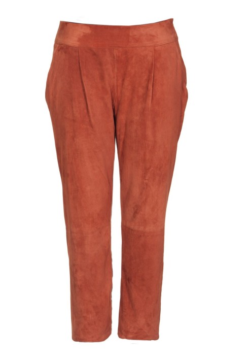 Pattern Suede trousers on a shaped belt (Burda 11/2011, pattern number 136 A)