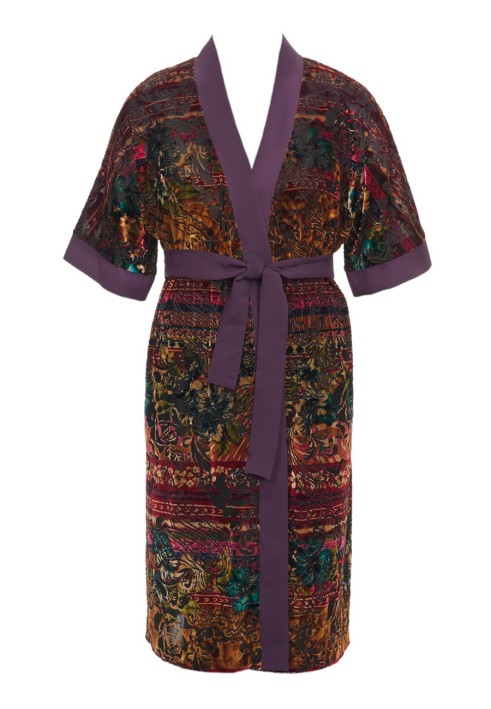 Pattern Kimono velvet with a belt (Burda 1/2012, pattern number 134 B)