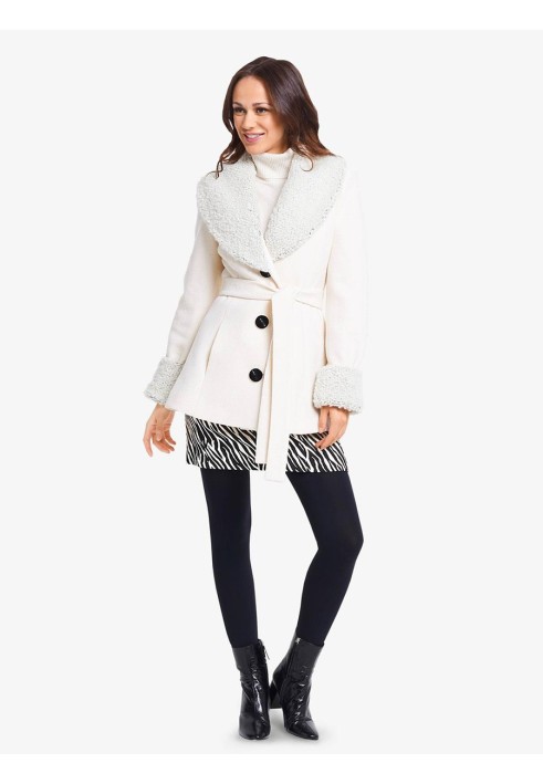 Pattern Coat with shawl fur collar (Burda 2/2018, pattern number 6387 A)