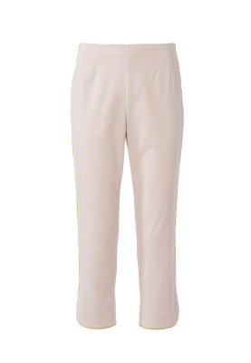 Pattern Capri pants with side slits (Burda 7/2020, pattern number 111 B)