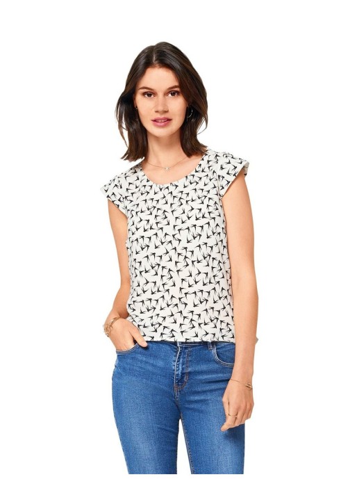 Pattern V-neck straight-cut silk top (Burda 1/2017, pattern number 6501 A)