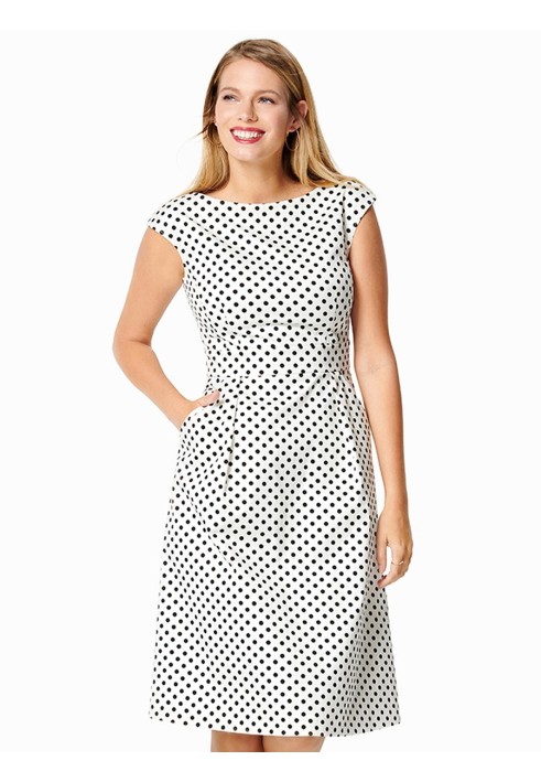 Pattern Dress with a flared skirt (Burda 1/2020, pattern number 6239 B)