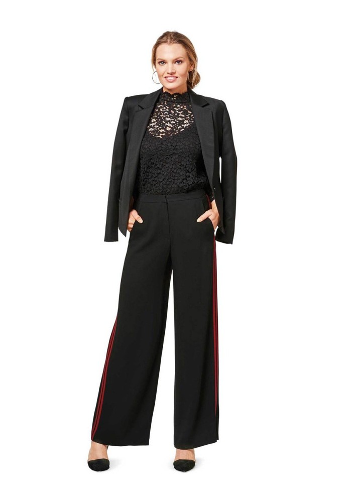 Pattern Pants of a spacious silhouette in the style of Marlene Dietrich (Burda 2/2017, pattern number 6470 B)