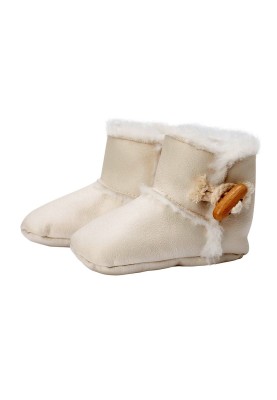 Pattern Uggs with a satin bow (Burda 2/2015, pattern number 9396 C)