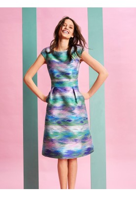 Pattern Dress cut-off with dropped armholes (Burda 5/2019, pattern number 102 B)