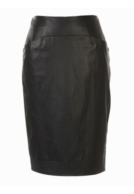 Pattern Leather pencil skirt (Burda 1/2011, pattern number 137 A)