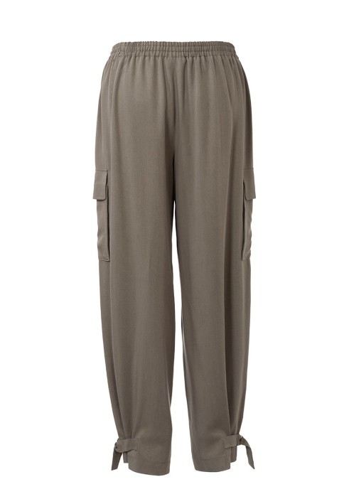 Pattern Cargo trousers with side pockets (Burda 2/2020, pattern no. 6193 A)