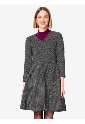 Pattern Sheath dress with short sleeves (Burda 2/2019, pattern no. 6279 A)