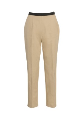 Pattern Pants of a classic cut with a contrasting belt (Burda 4/2011, pattern number 117 B)