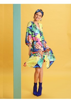 Pattern V-neck shirt dress (Burda 5/2019, pattern number 107 A)