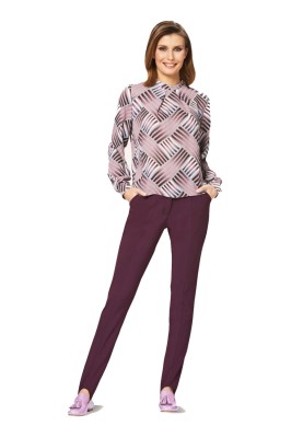 Pattern Leggings with straps (Burda 2/2015, pattern number 6750 A)