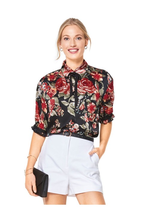 Pattern Blouse-shirt with a fitted cut (Burda 1/2018, pattern number 6426 A)