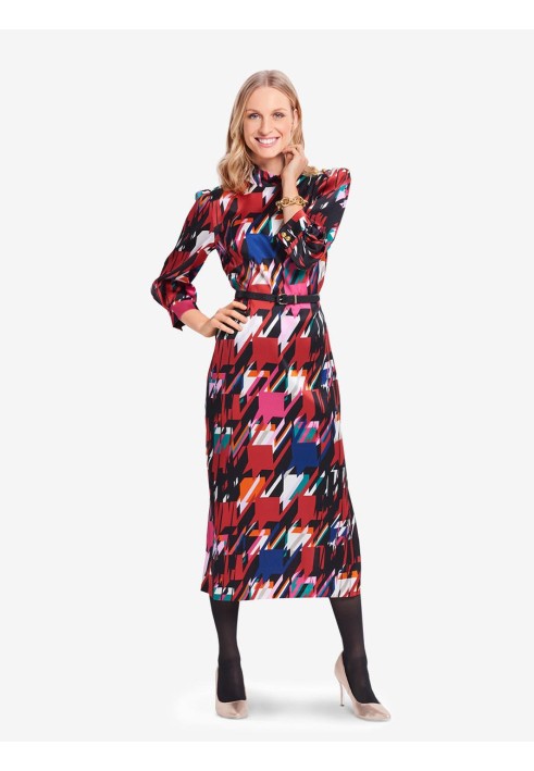 Pattern Boucle dress in a fitted silhouette with 3/4 sleeves (Burda 2/2018, pattern number 6381 B)