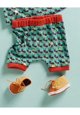 Pants pattern for children up to one year (Burda 5/2015, pattern number 137 A)