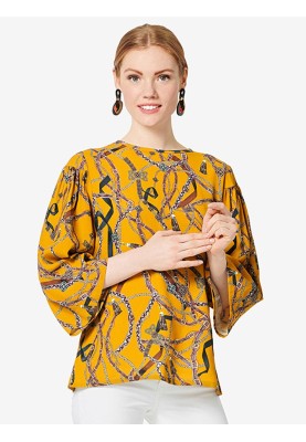 Pattern Blouse with a flared cut with a lace yoke (Burda 2/2019, pattern number 6262 B)