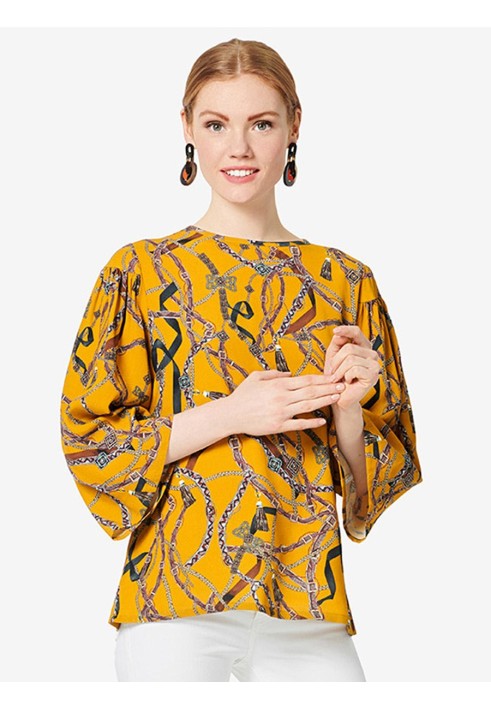 Pattern Blouse with a flared cut with a lace yoke (Burda 2/2019, pattern number 6262 B)