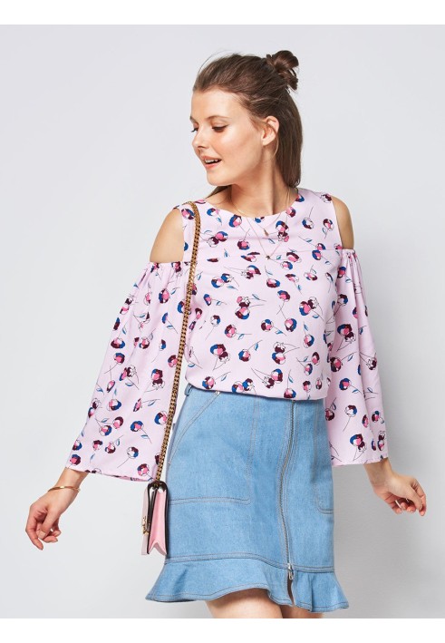 Pattern Blouse with frill on open shoulders (Burda 1/2018, pattern number 6405 B)