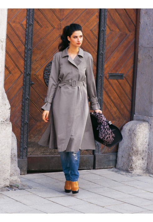 Pattern Trench coat with flared cut (Burda 8/2011, pattern number 124 B)