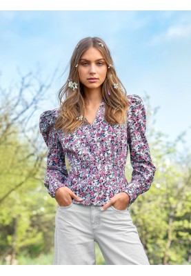 Pattern Blouse with sleeves gathered in beads (Burda 8/2019, pattern number 118 A)