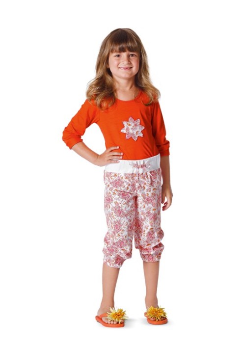 Pattern Bloomer shorts on a knitted belt (Burda 1/2014, pattern number 9441 C)