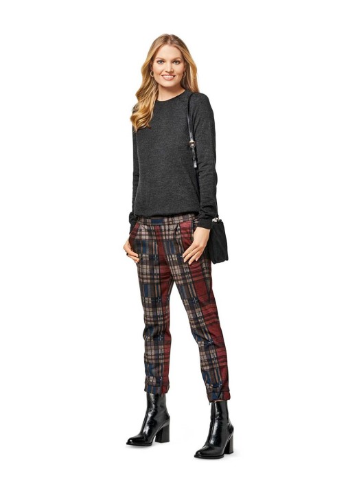 Pattern Knitted trousers with zippers at the bottom of the legs (Burda 2/2017, pattern number 6471 B)