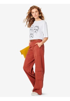 Pattern Cargo pants with patch pockets (Burda 2/2019, pattern no. 6250 A)