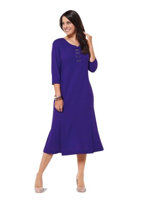 Pattern Dress with a fitted midi length silhouette (Burda 2/2014, pattern number 6863 A)