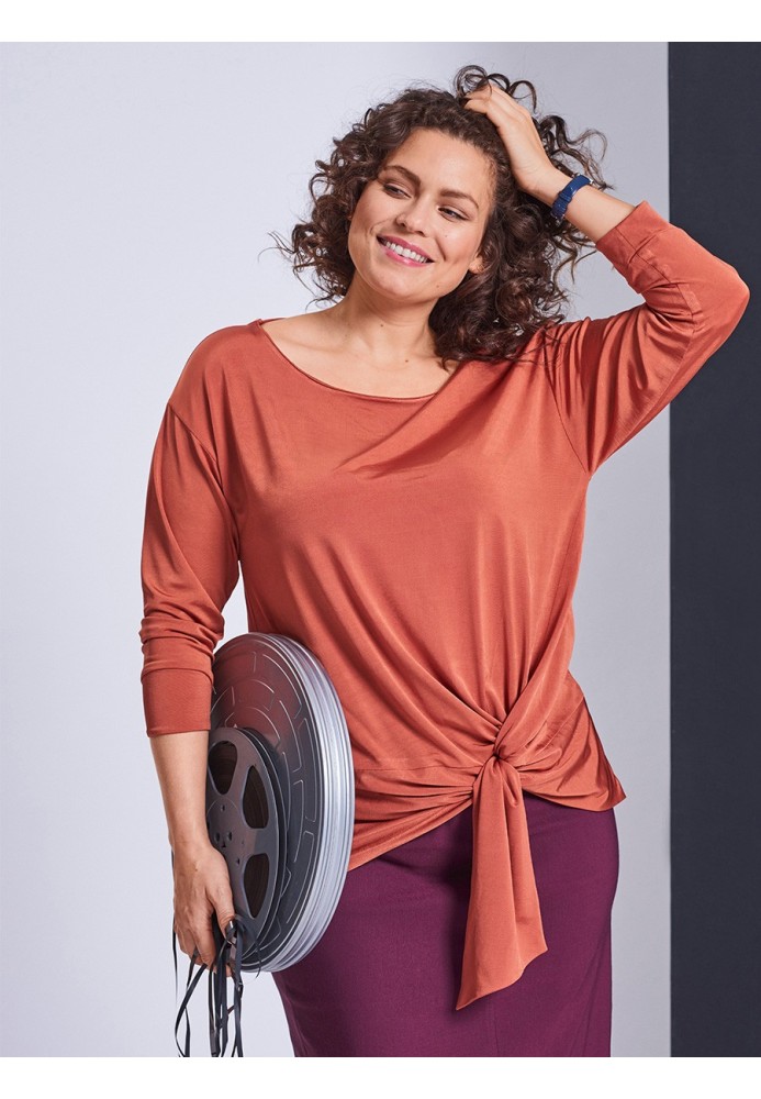 Pattern Straight-cut pullover with drapery (Burda 2/2018, pattern number 129)