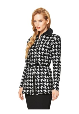 Pattern Long fitted jacket with a hood (Burda 2/2014, pattern number 6847 A)