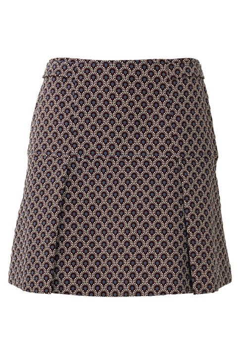 Pattern Mini skirt on a wide yoke (Burda 8/2017, pattern number 106)