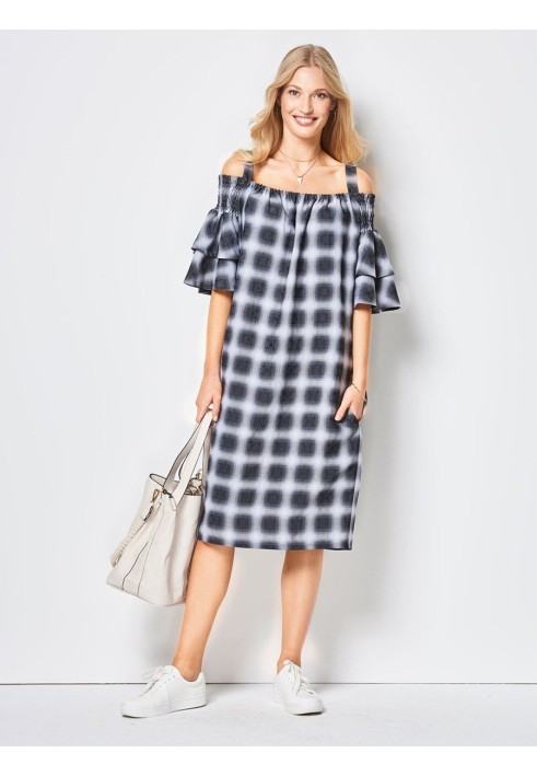 Pattern Straight-cut dress with a Carmen neckline (Burda 1/2018, pattern number 6422 A)