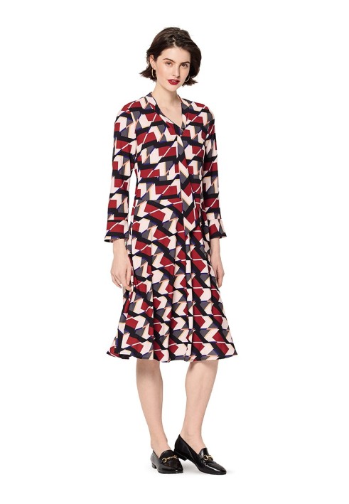 Pattern Dress with an asymmetrical skirt (Burda 2/2020, pattern number 6176 A)