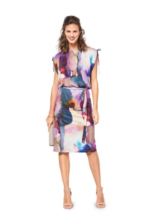 Pattern Dress with drawstrings in the shoulder seams (Burda 1/2018, pattern number 6414 B)