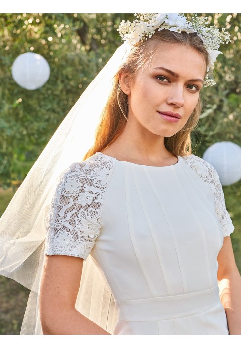 Pattern Dress with relief seams for the bride (Burda 3/2018, pattern number 101 A)