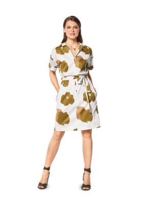 Pattern Dress with a stand-up collar and narrow skirt (Burda 1/2018, pattern number 6420 A)