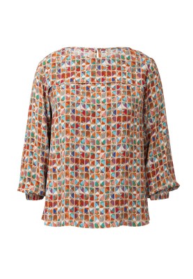 Pattern A-line blouse with a round neck (Burda 1/2020, pattern number 123 B)