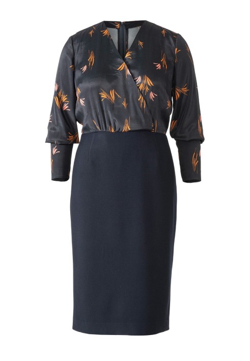 Pattern Sheath Dress with V-Neck and Flounce (Burda 9/2019, Pattern No. 125 A)