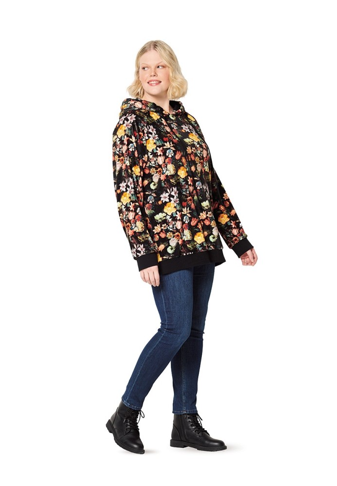 Pattern Anorak with raglan sleeves and hood (Burda 2/2020, pattern number 6195 A)